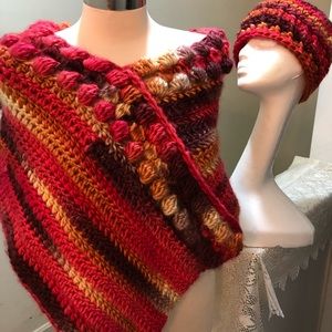 Bobble Poncho and Ribbed Hat